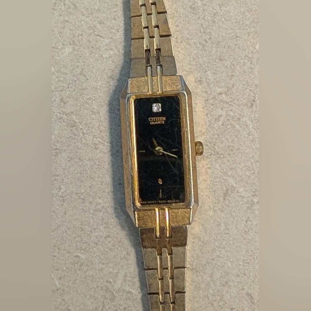 WORKING Women's Citizen Gold and Black Rectangular Watch Tank Vintage